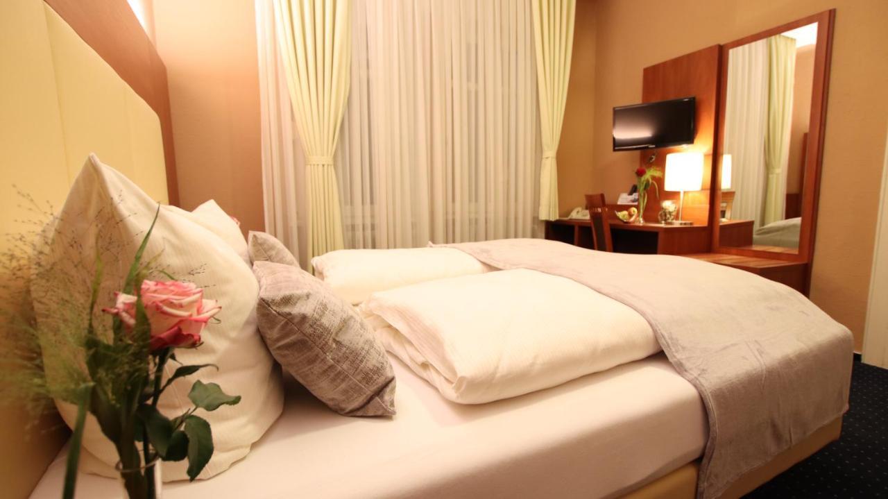 Hotel Wahlster Saarbrücken Eksteriør billede