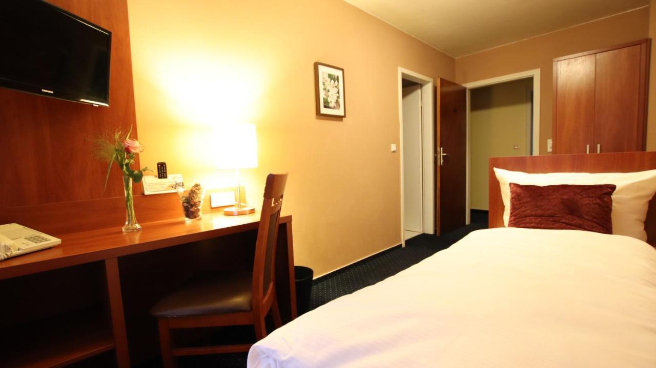 Hotel Wahlster Saarbrücken Eksteriør billede